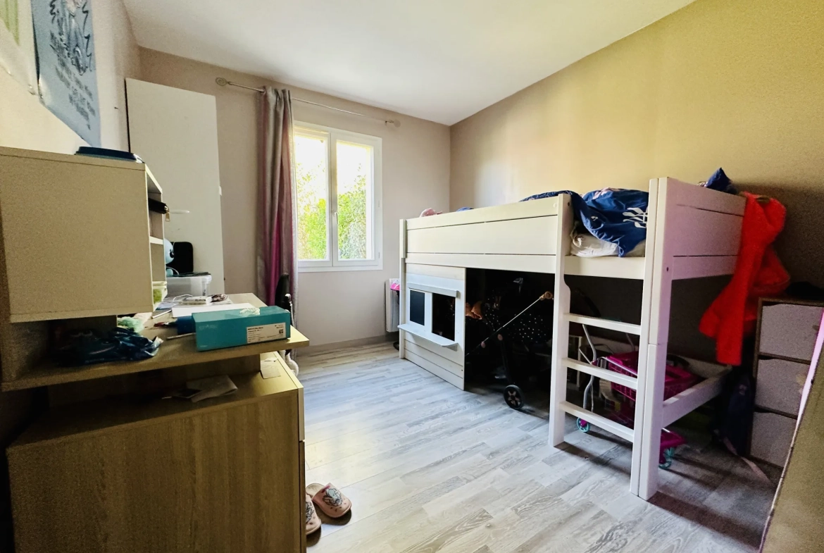 Maison de plain pied avec 4 chambres à La Ronde, proche du Marais Poitevin 