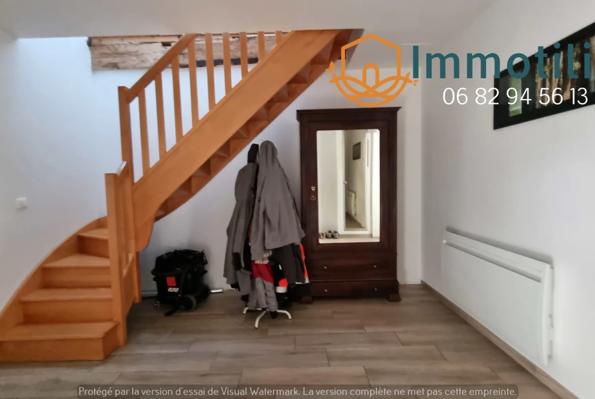 Maison villageoise rénovée avec dépendance, bureaux et jardin proche de Bray-sur-Seine 