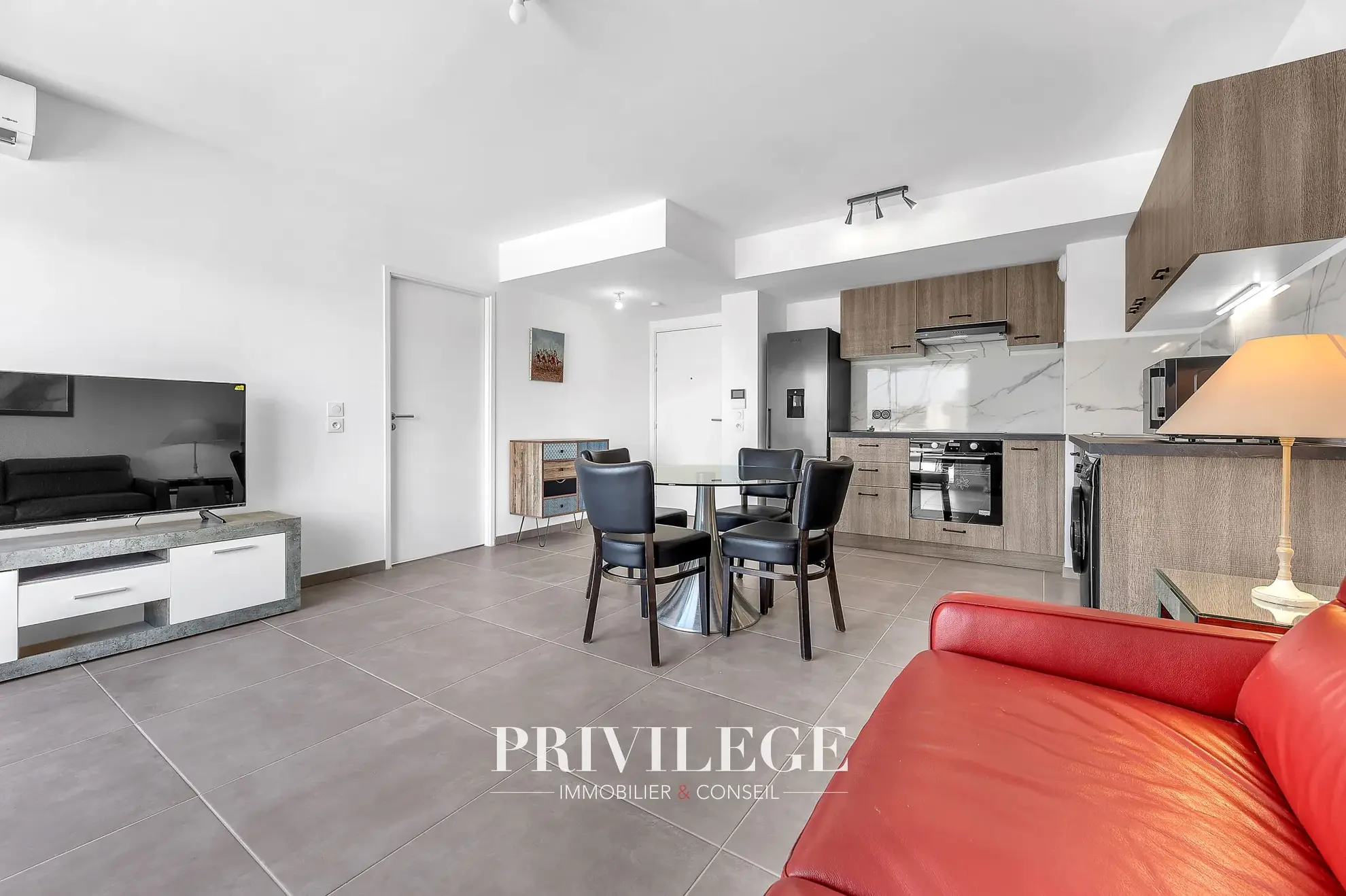 Appartement T2 neuf à Cannes avec vue sur la montagne – Investissement ou premier achat 