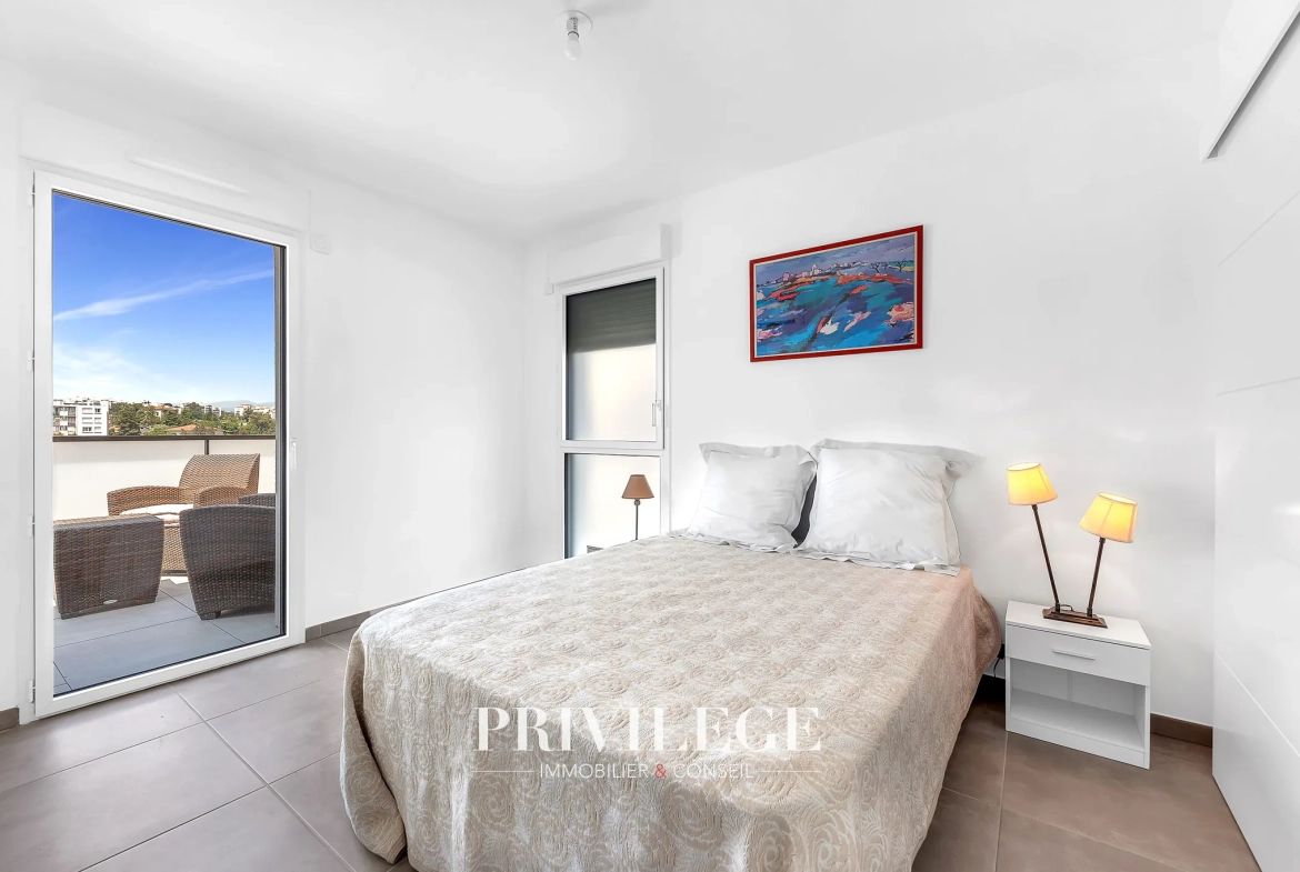 Appartement T2 neuf à Cannes avec vue sur la montagne – Investissement ou premier achat 