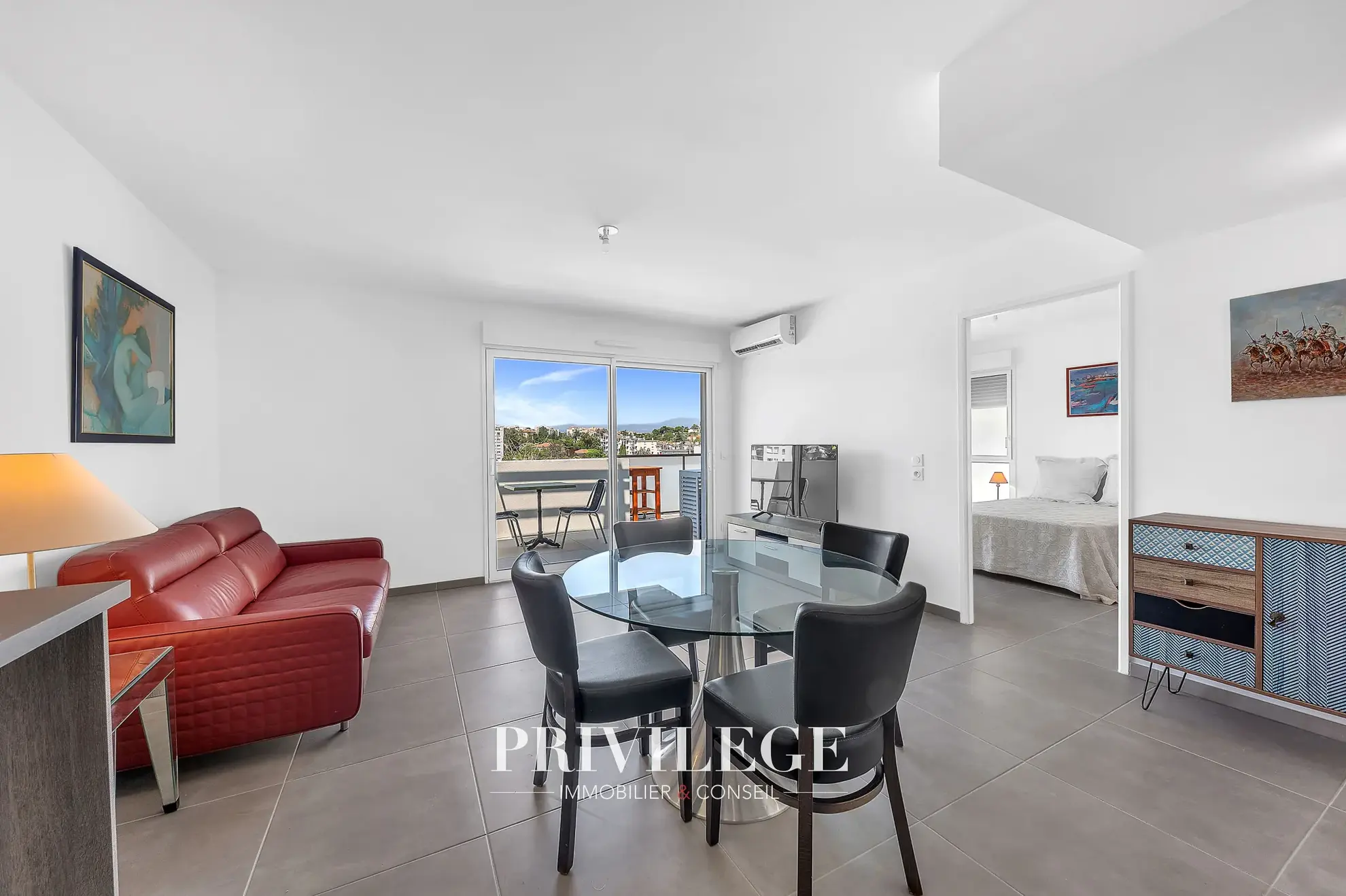 Appartement T2 neuf à Cannes avec vue sur la montagne – Investissement ou premier achat 