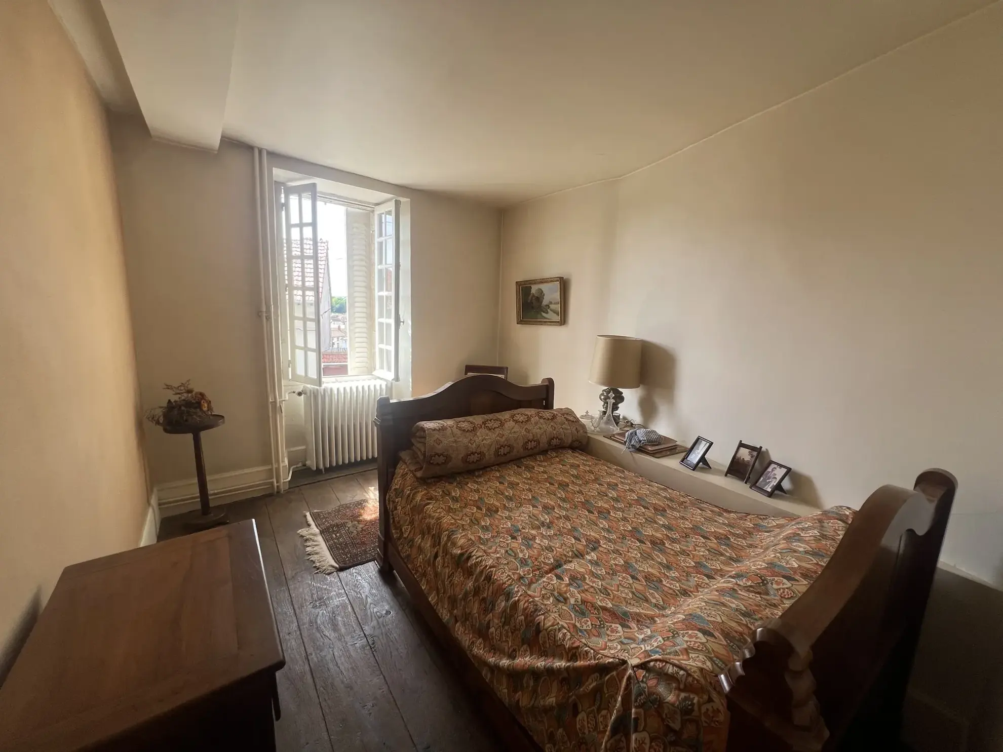 Belle maison de caractère à Montbard avec jardin, garage et proximité gare TGV 
