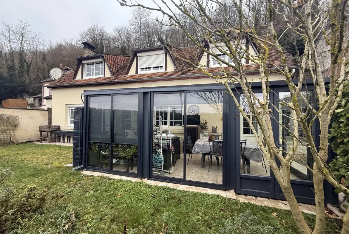 Maison 116m² à Orbec avec vue dégagée et studette indépendante 