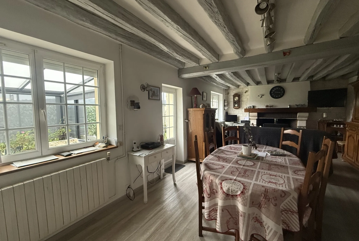 Maison 116m² à Orbec avec vue dégagée et studette indépendante 