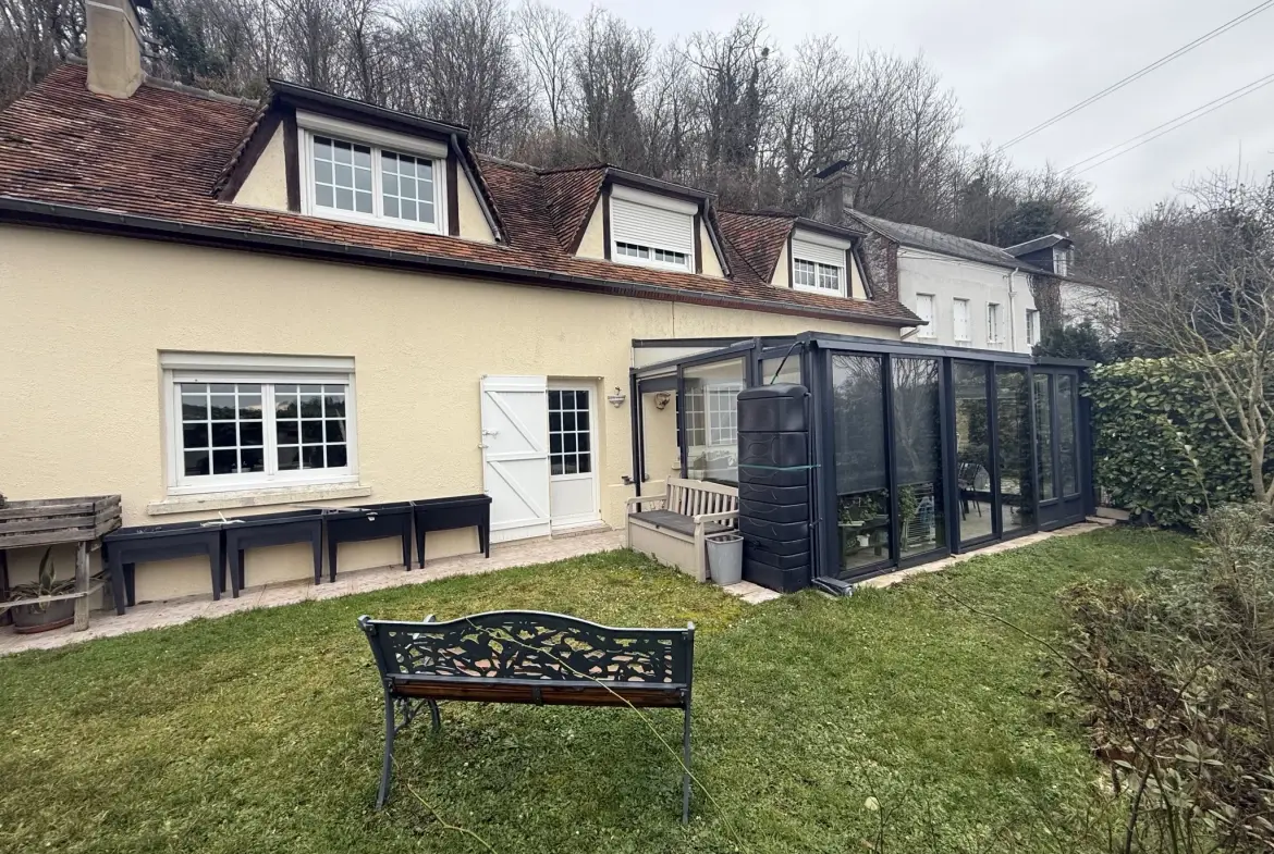 Maison 116m² à Orbec avec vue dégagée et studette indépendante 