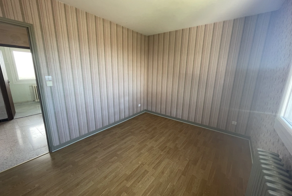 Maison de 104 m2 avec jardin, garage et terrasse à Carcassonne Montlegun 