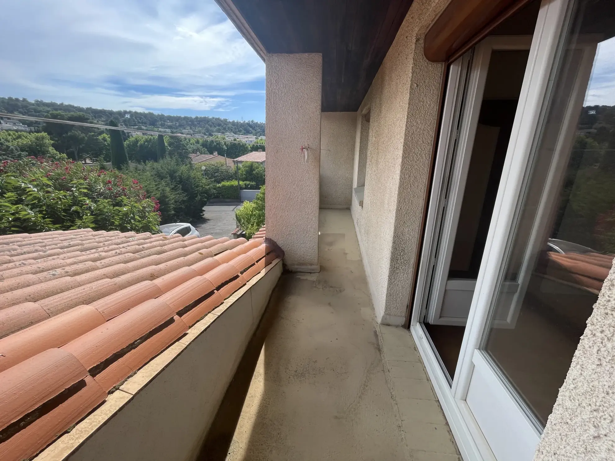 Maison de 104 m2 avec jardin, garage et terrasse à Carcassonne Montlegun 