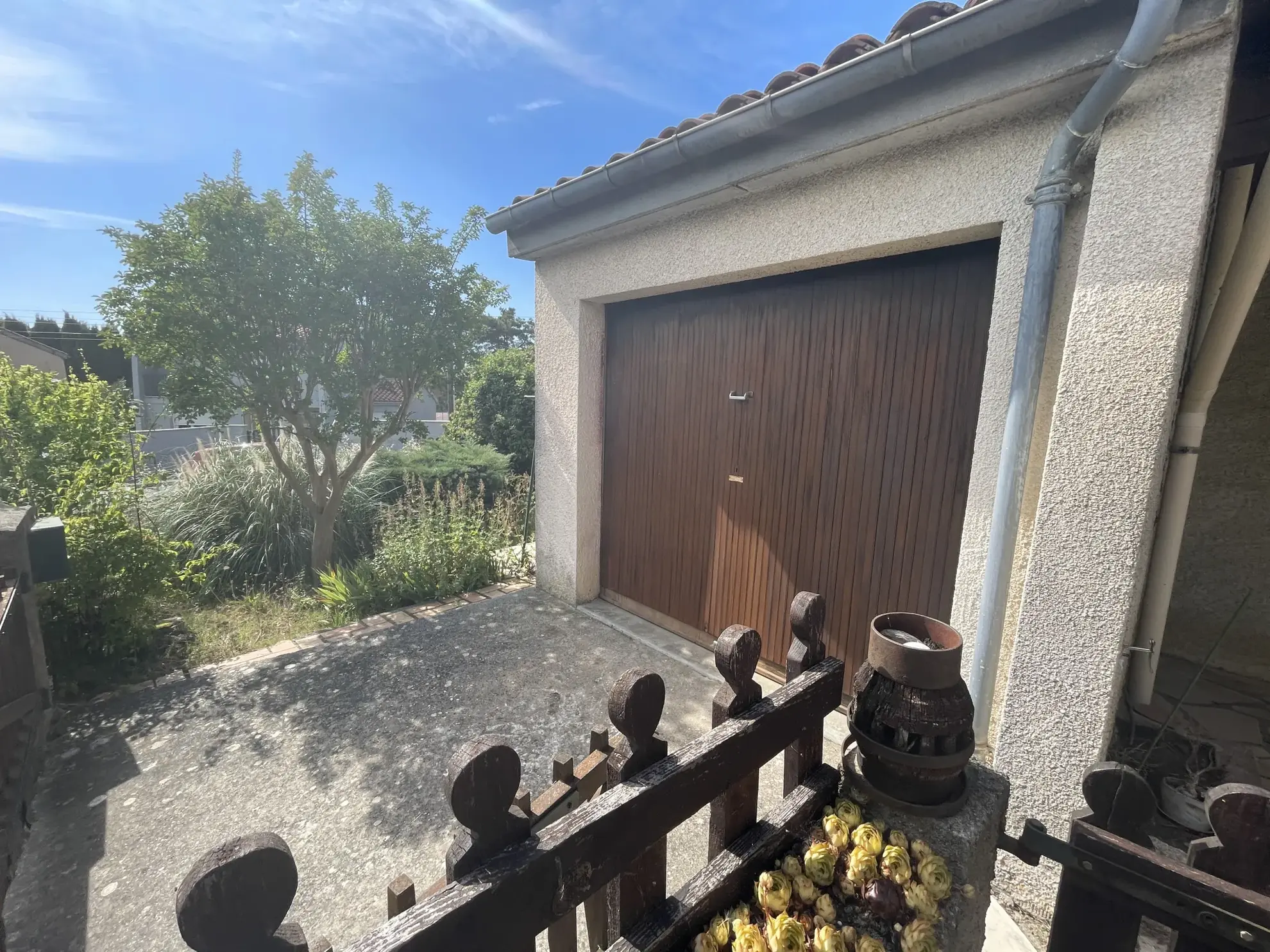 Maison de 104 m2 avec jardin, garage et terrasse à Carcassonne Montlegun 