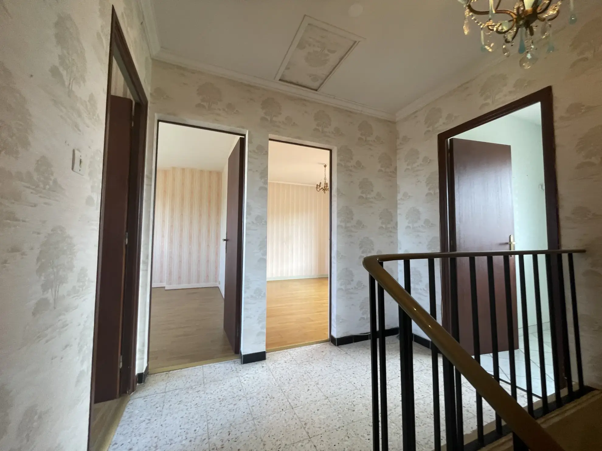 Maison de 104 m2 avec jardin, garage et terrasse à Carcassonne Montlegun 