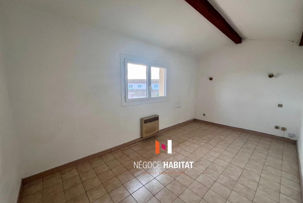 Maison T3 à Lunel de 73 m² avec garage et jardin, idéal premier achat 