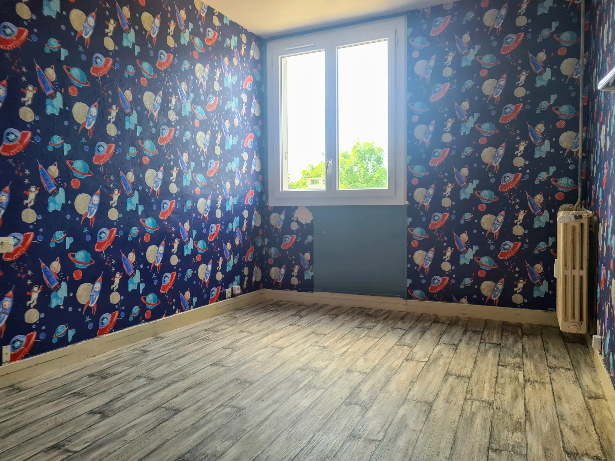 Appartement T. 3 au centre de Nevers avec balcon, cave et parking en vente 