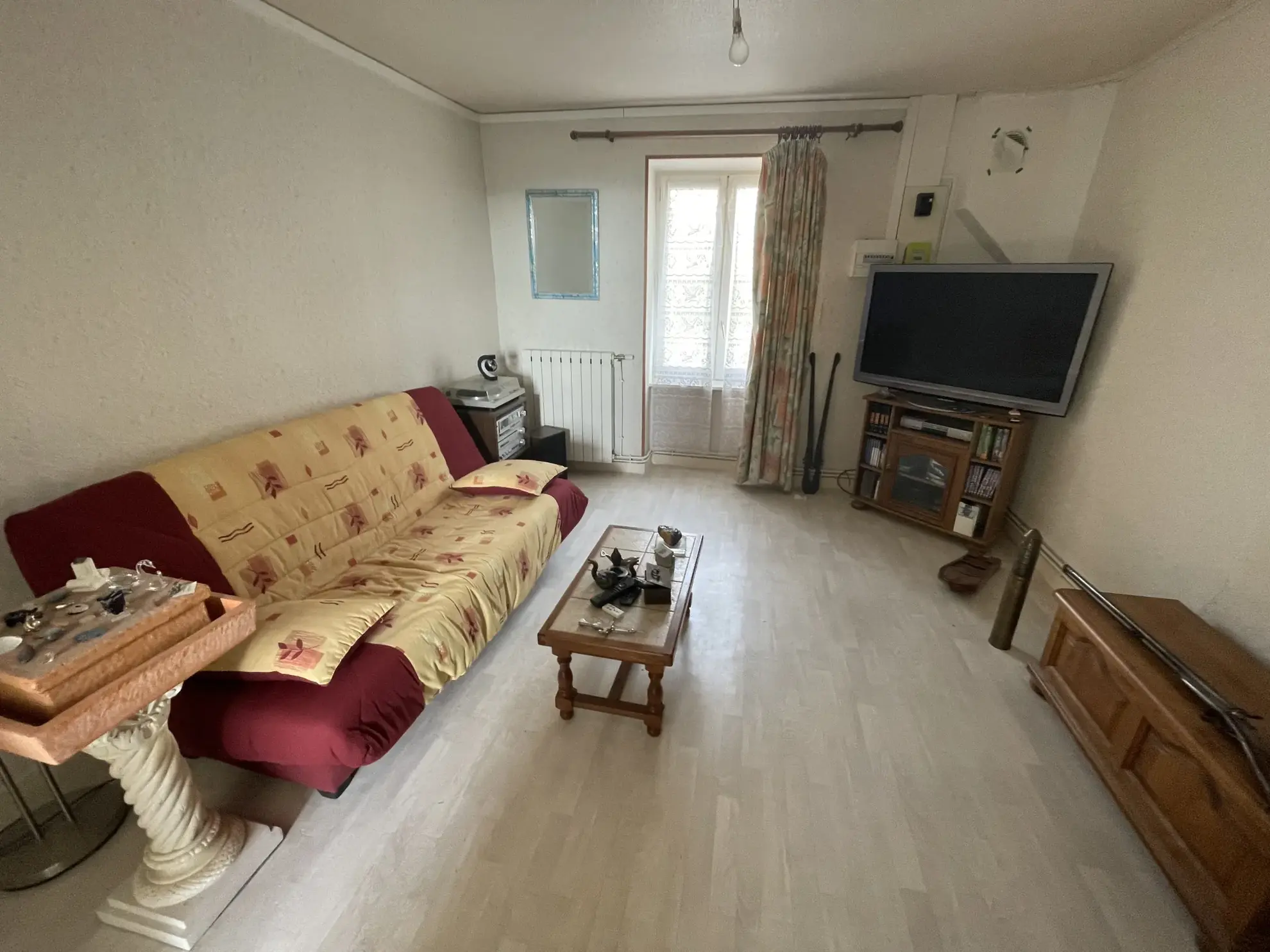 Immeuble de rapport à Thizy-les-Bourgs à rénover, secteur calme 