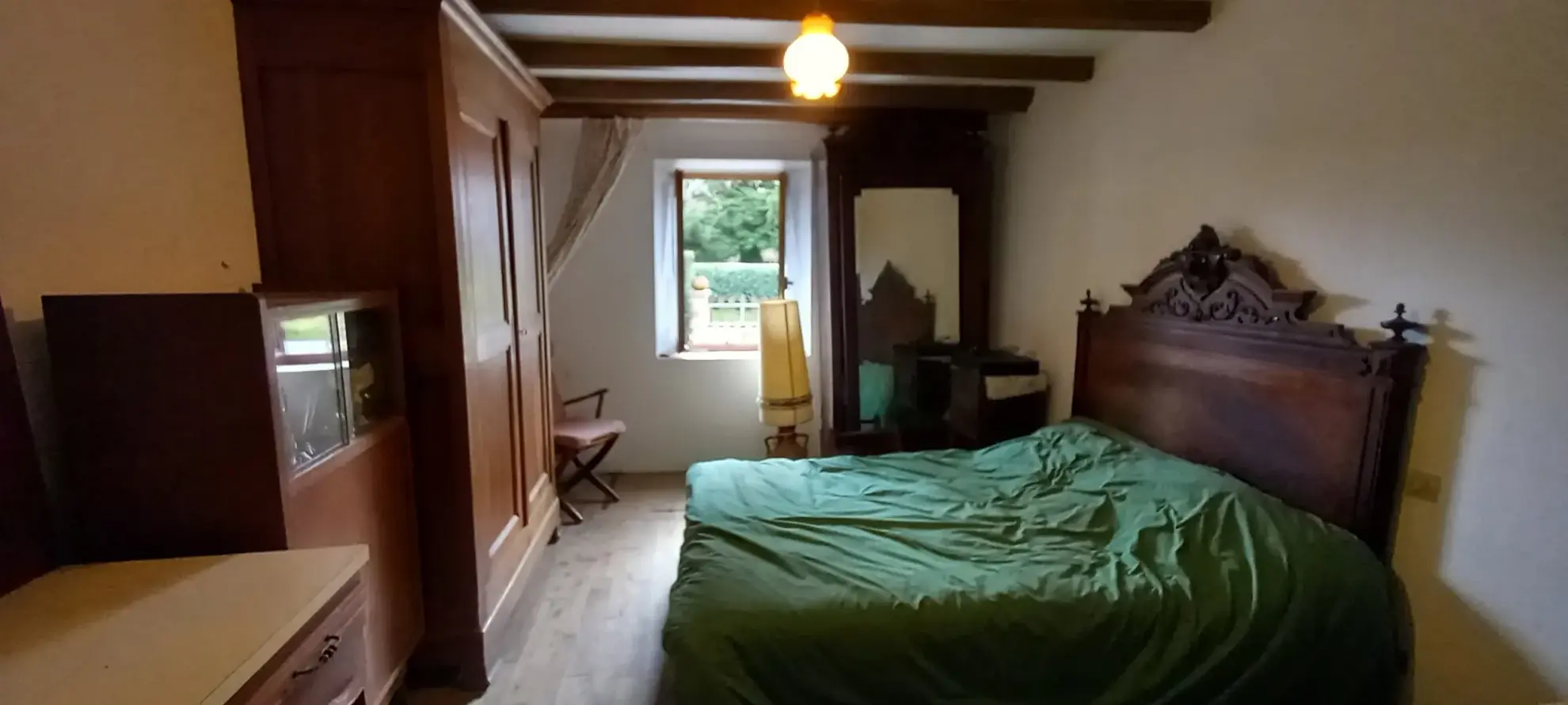 Fermette en pierre de 60 m² avec grange et jardin à Bosmoreau-les-Mines 
