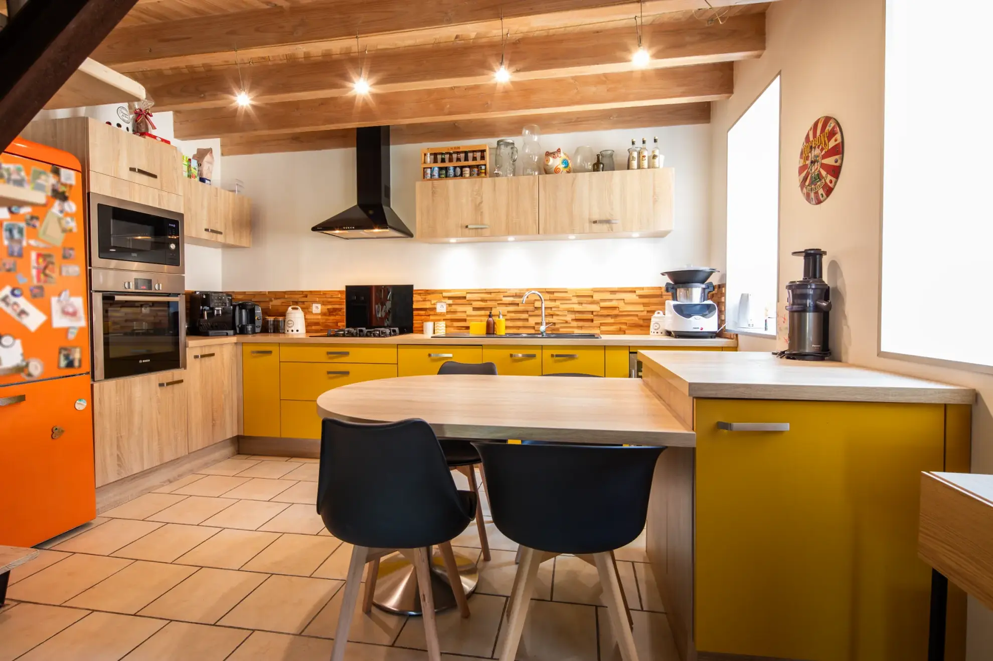 Maison atypique de 120 m² à Ambierle - Idéal premier achat ou investissement 