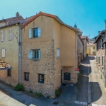 Maison atypique de 120 m² à Ambierle - Idéal premier achat ou investissement