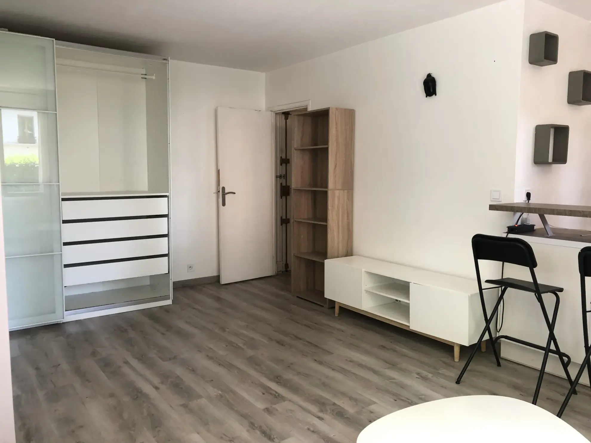 Studio de 30m² à Montreuil proche métro Robespierre - Résidence sécurisée 