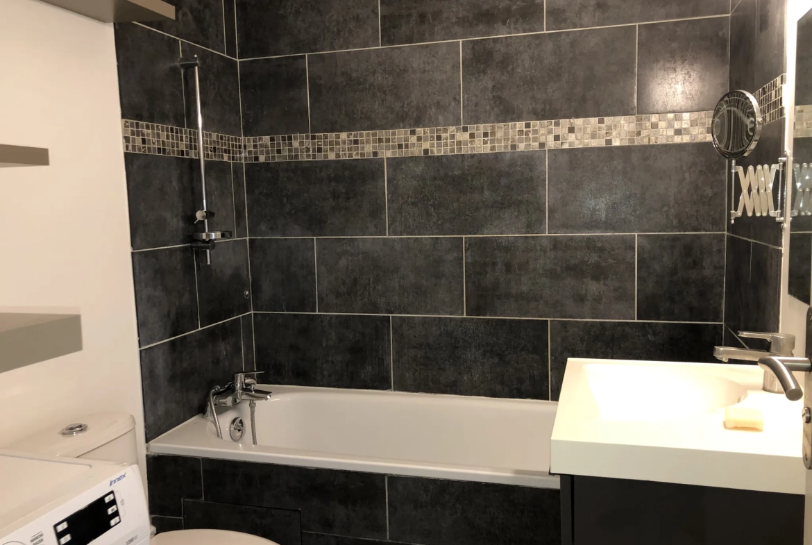 Studio de 30m² à Montreuil proche métro Robespierre - Résidence sécurisée 