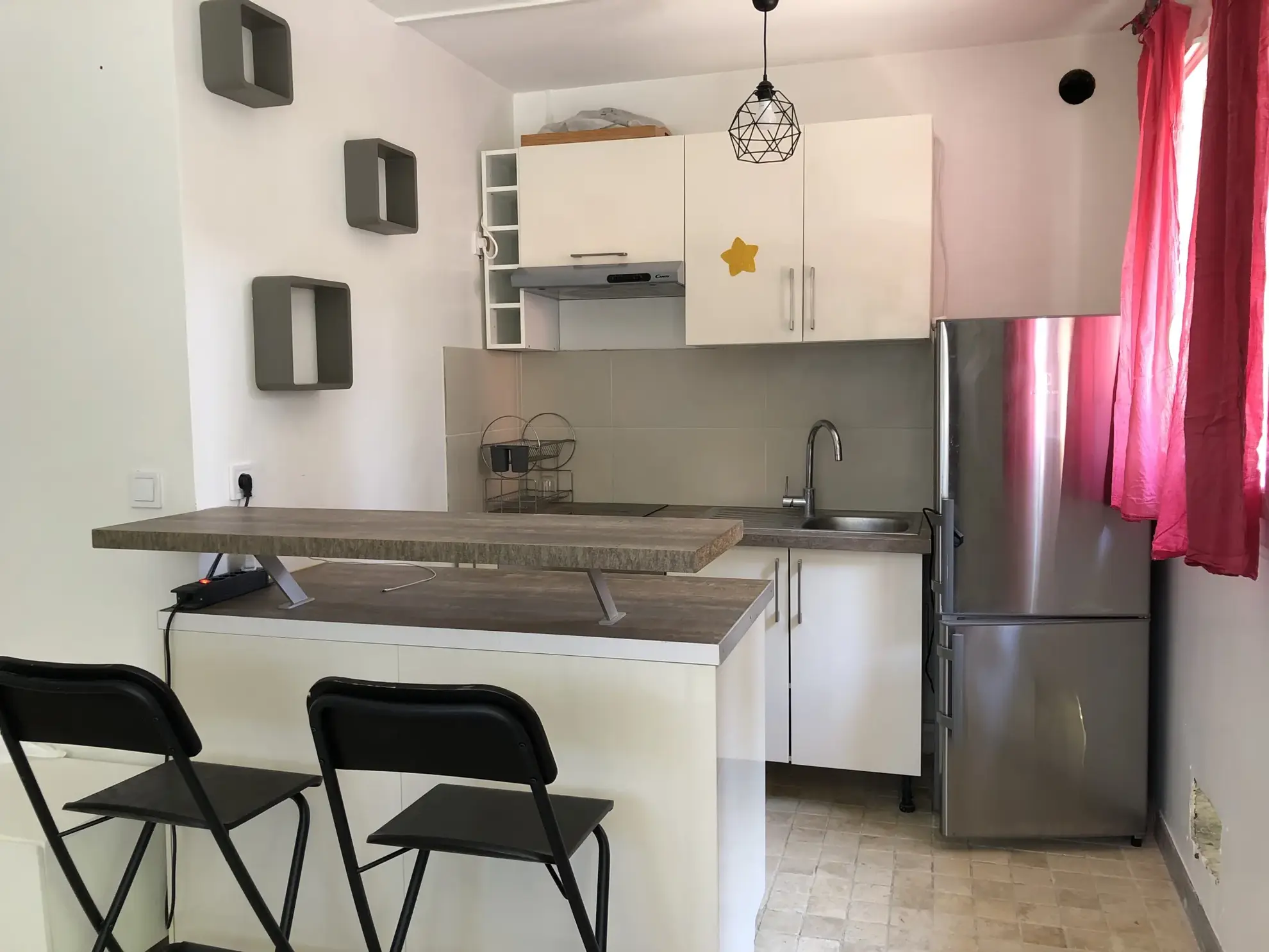 Studio de 30m² à Montreuil proche métro Robespierre - Résidence sécurisée 