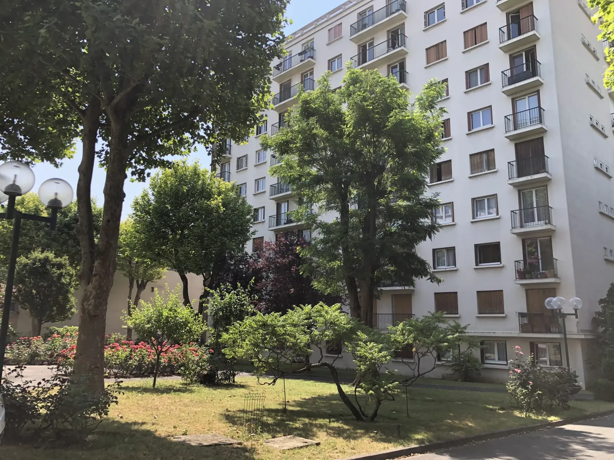 Studio de 30m² à Montreuil proche métro Robespierre - Résidence sécurisée 