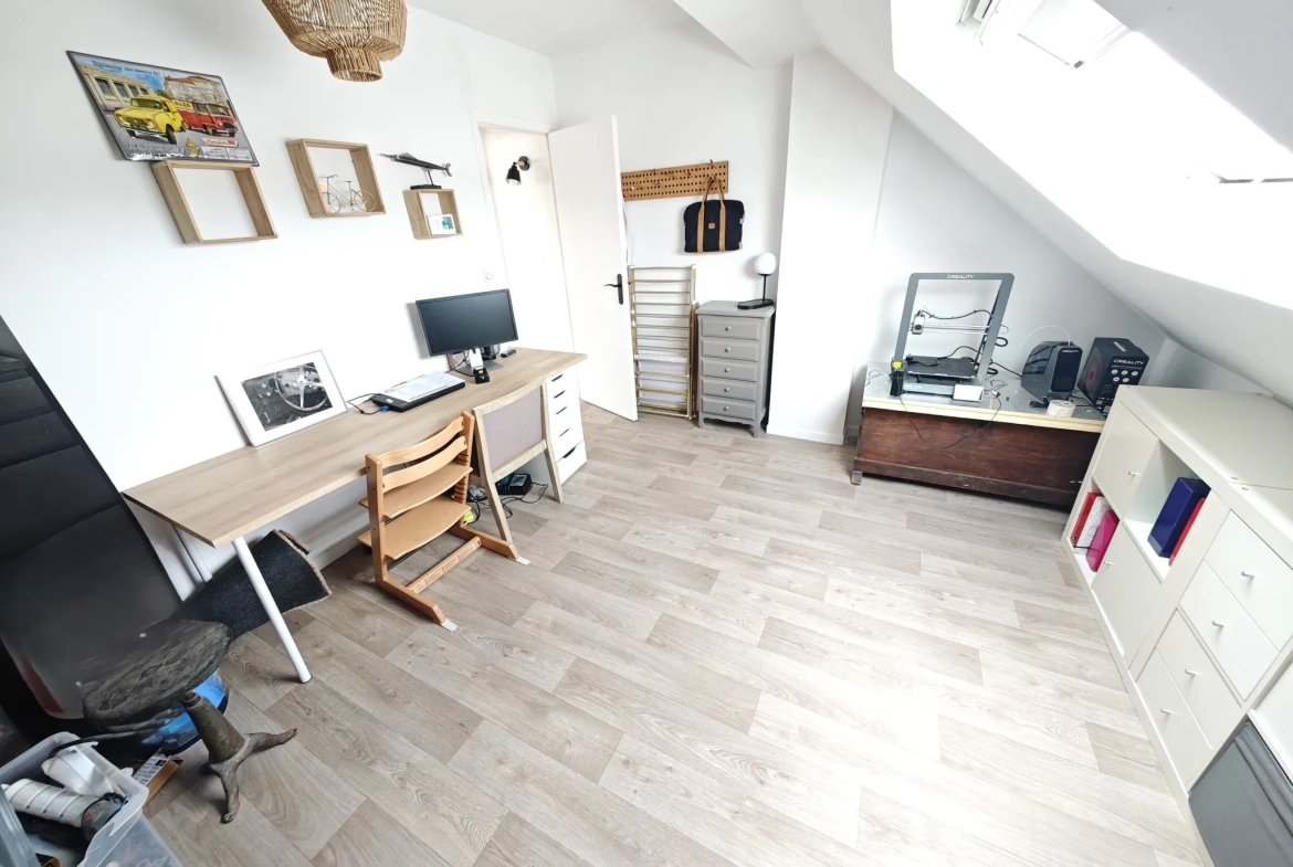 Maison à vendre à Tourcoing - 3 chambres, 79 m², idéalement située 