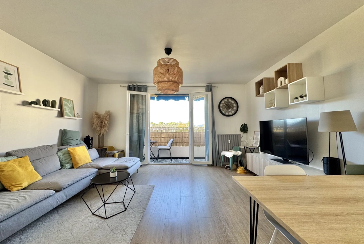 Appartement 5 pièces avec vue dégagée à Hyères - Dernier étage 