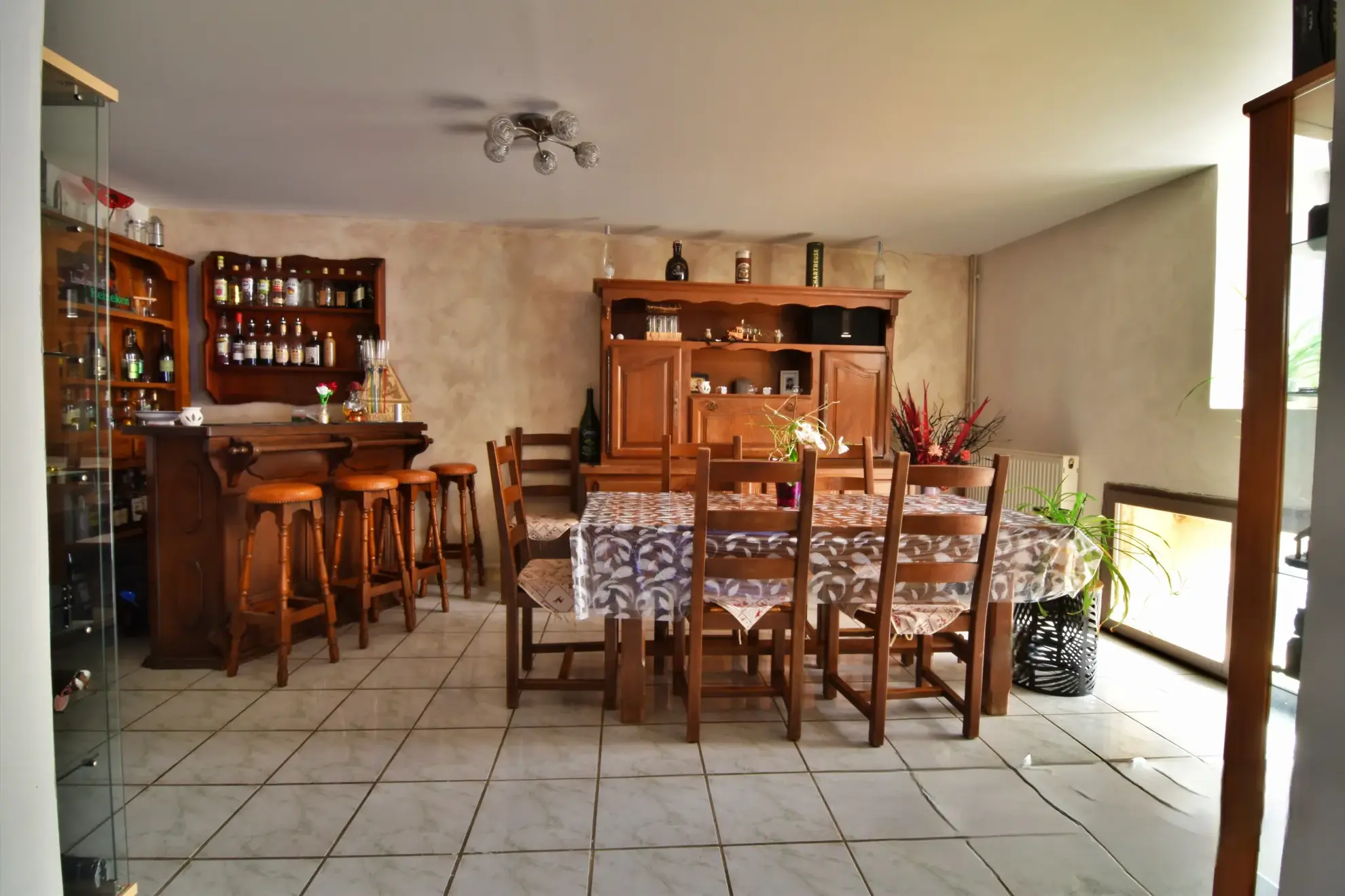 Maison familiale de 174m² avec 4 chambres et jardin à Haironville 