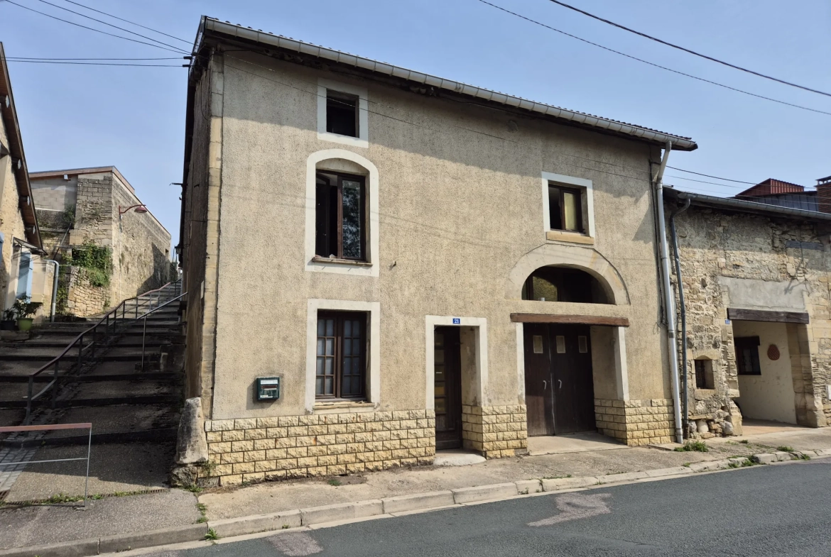 Maison familiale de 174m² avec 4 chambres et jardin à Haironville 