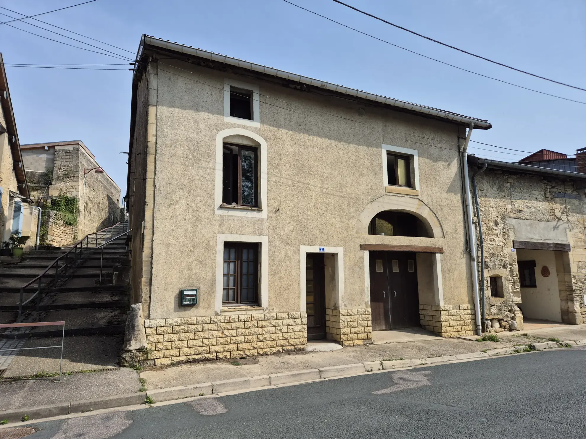 Maison familiale de 174m² avec 4 chambres et jardin à Haironville 