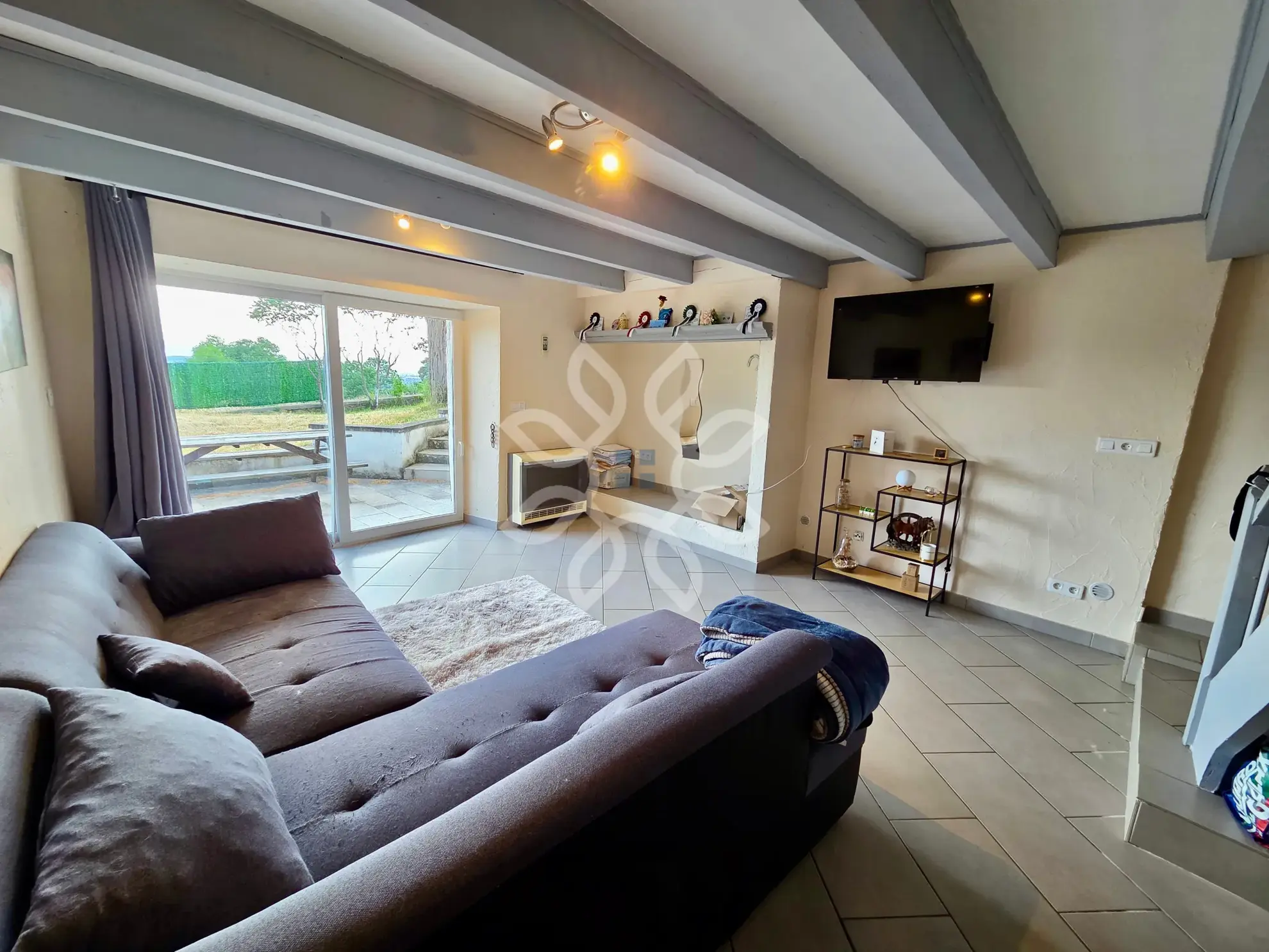 Achat maison de 75 m² avec terrain à Frugières le Pin, calme et confort 