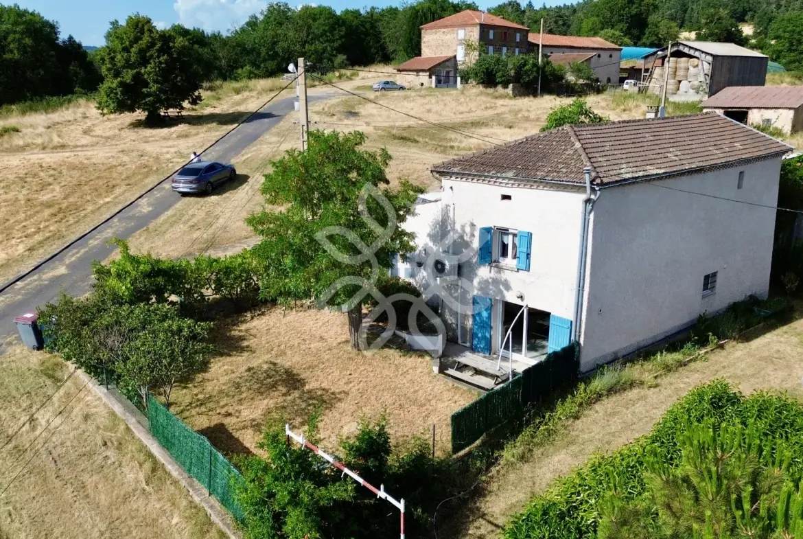 Achat maison de 75 m² avec terrain à Frugières le Pin, calme et confort 
