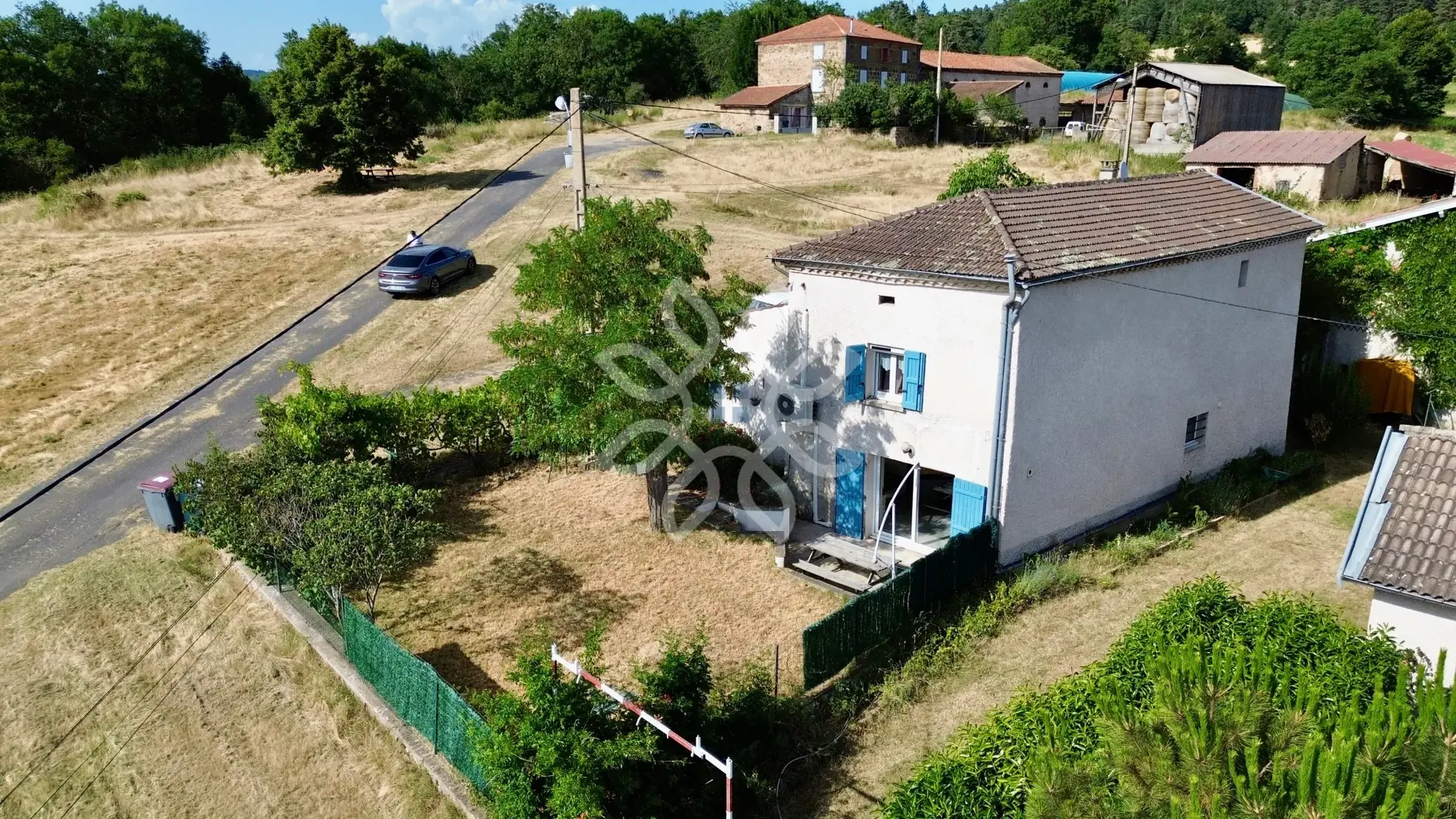 Achat maison de 75 m² avec terrain à Frugières le Pin, calme et confort 