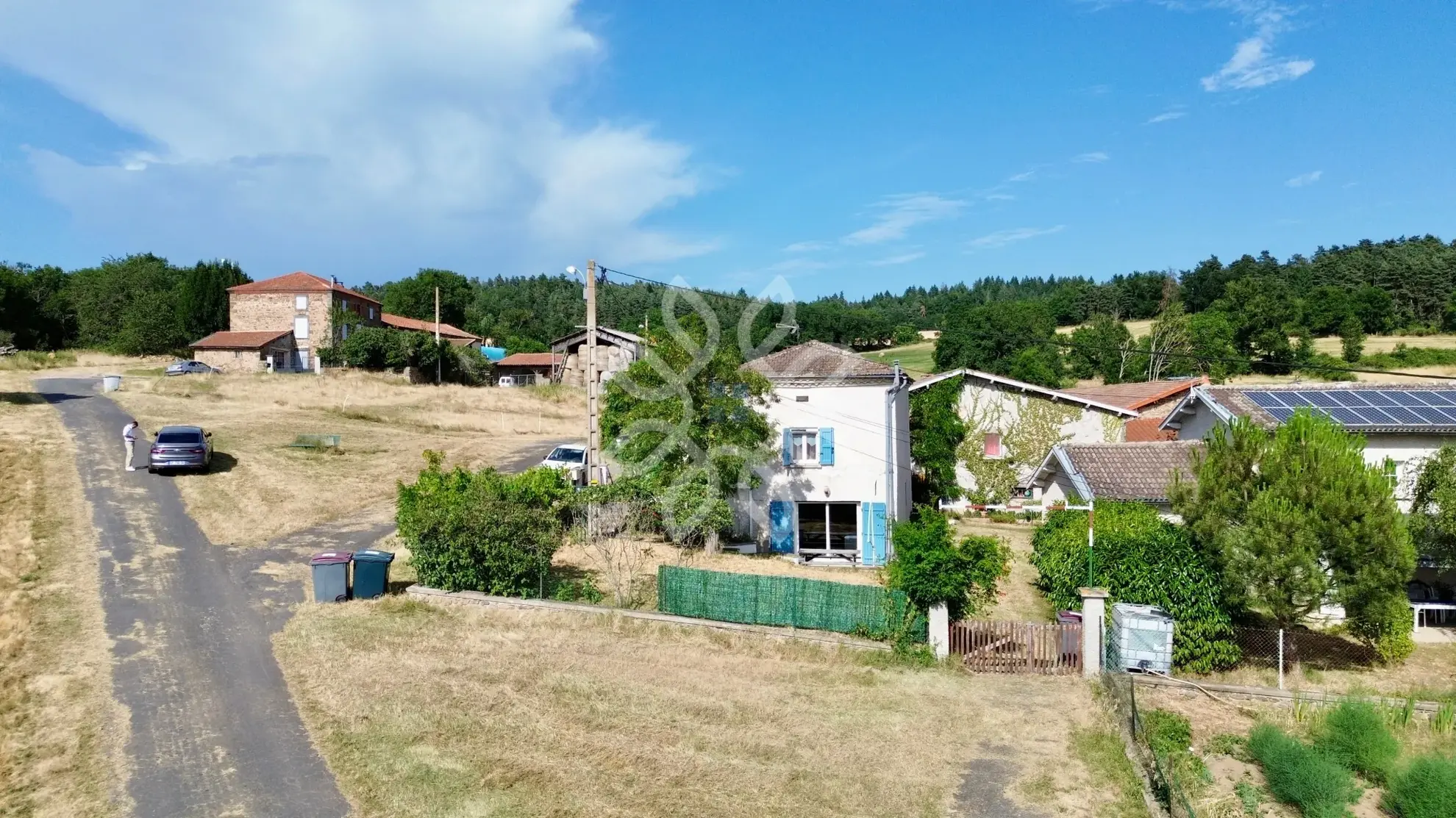 Achat maison de 75 m² avec terrain à Frugières le Pin, calme et confort 