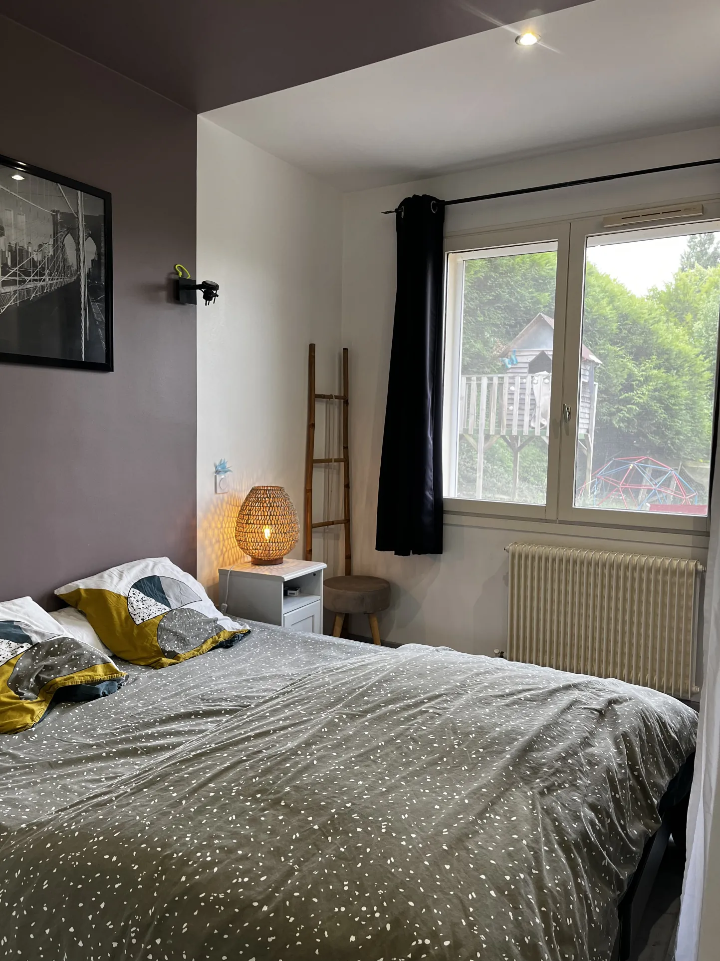 A vendre pavillon à Mirebeau avec grand jardin et suite parentale, récent et bien équipé 
