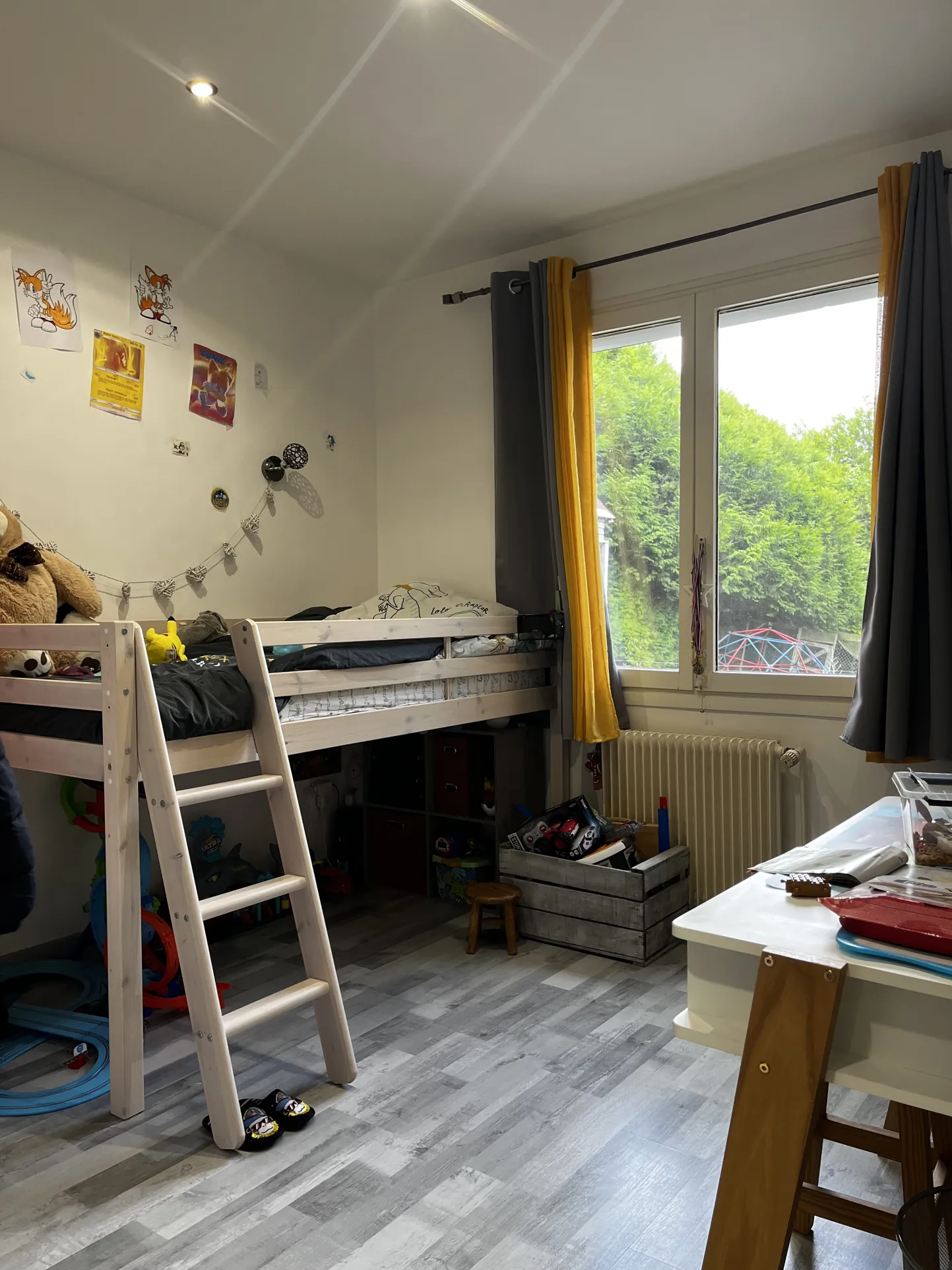 A vendre pavillon à Mirebeau avec grand jardin et suite parentale, récent et bien équipé 