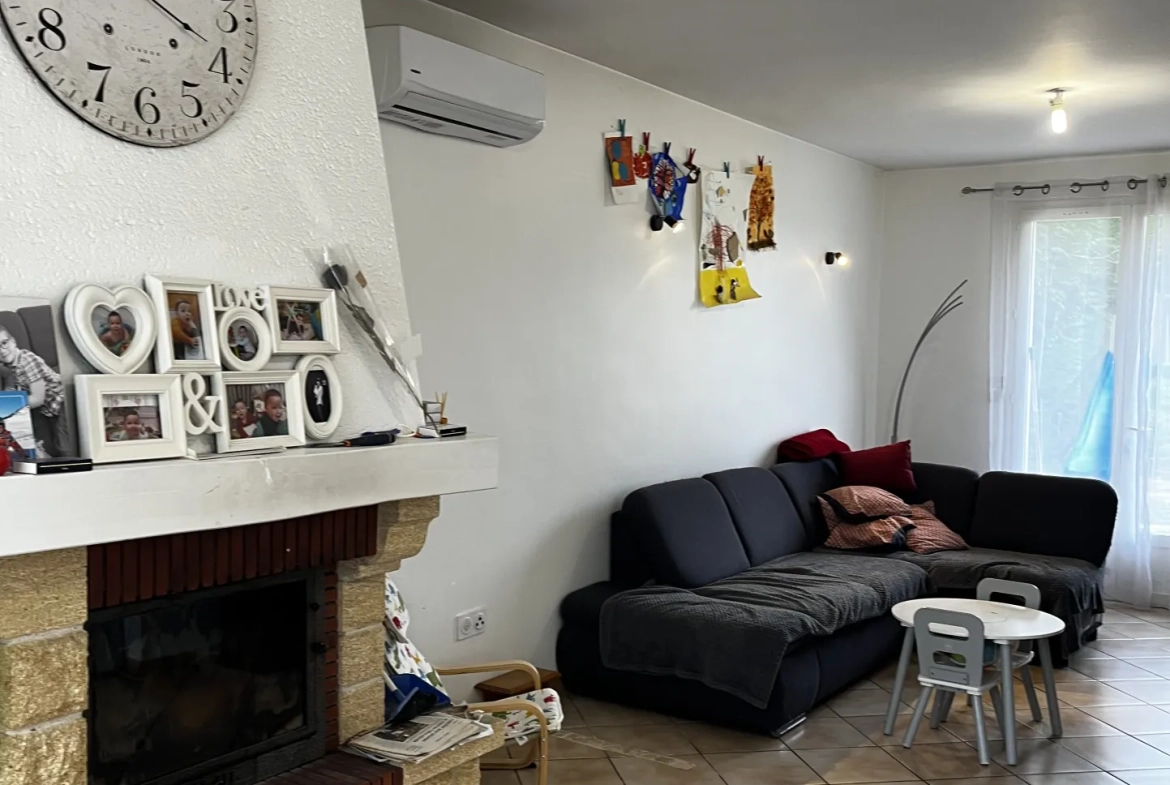 A vendre pavillon à Mirebeau avec grand jardin et suite parentale, récent et bien équipé 