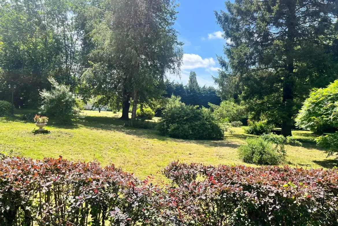 Belle maison à Colonfay avec grand jardin et confort moderne en vente 