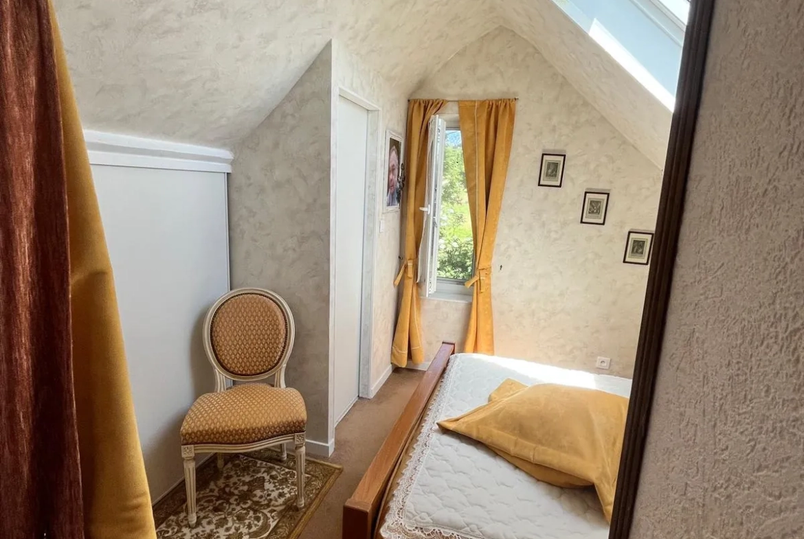 Belle maison à Colonfay avec grand jardin et confort moderne en vente 