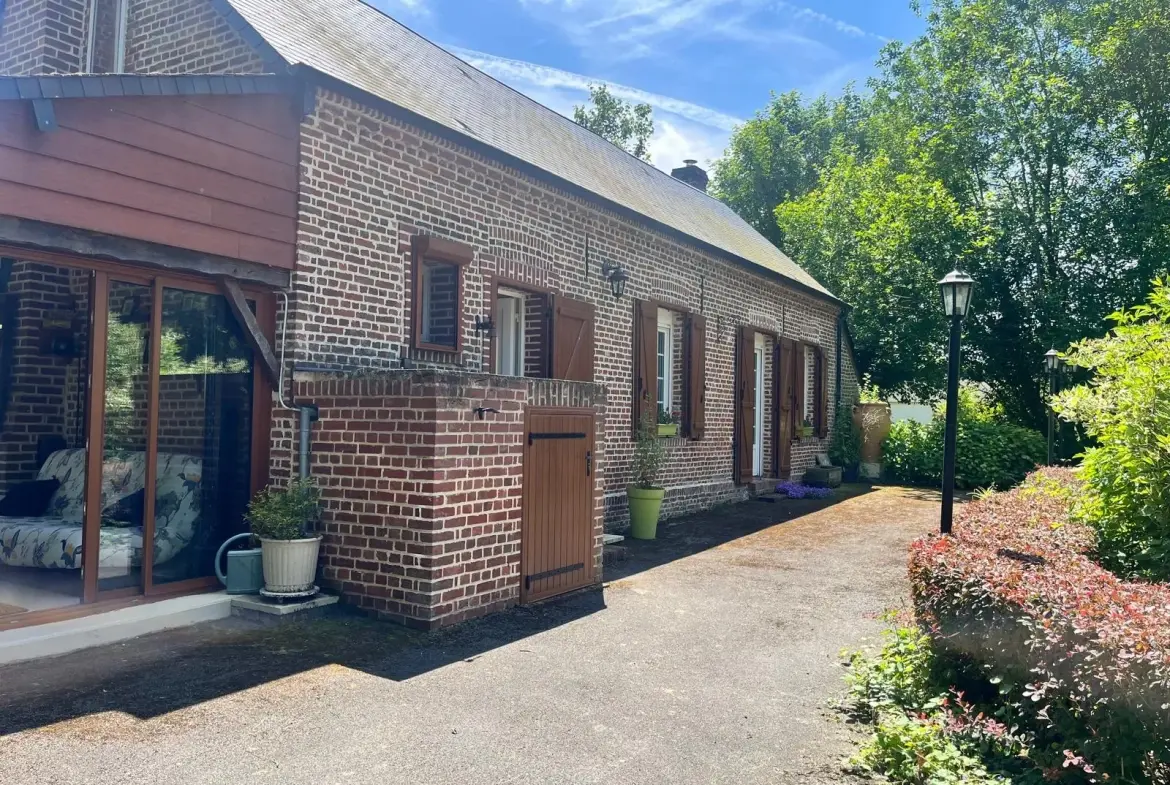 Belle maison à Colonfay avec grand jardin et confort moderne en vente 