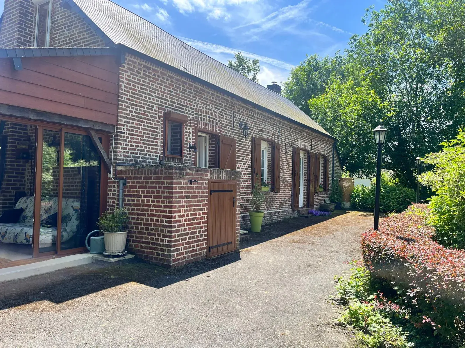 Belle maison à Colonfay avec grand jardin et confort moderne en vente 