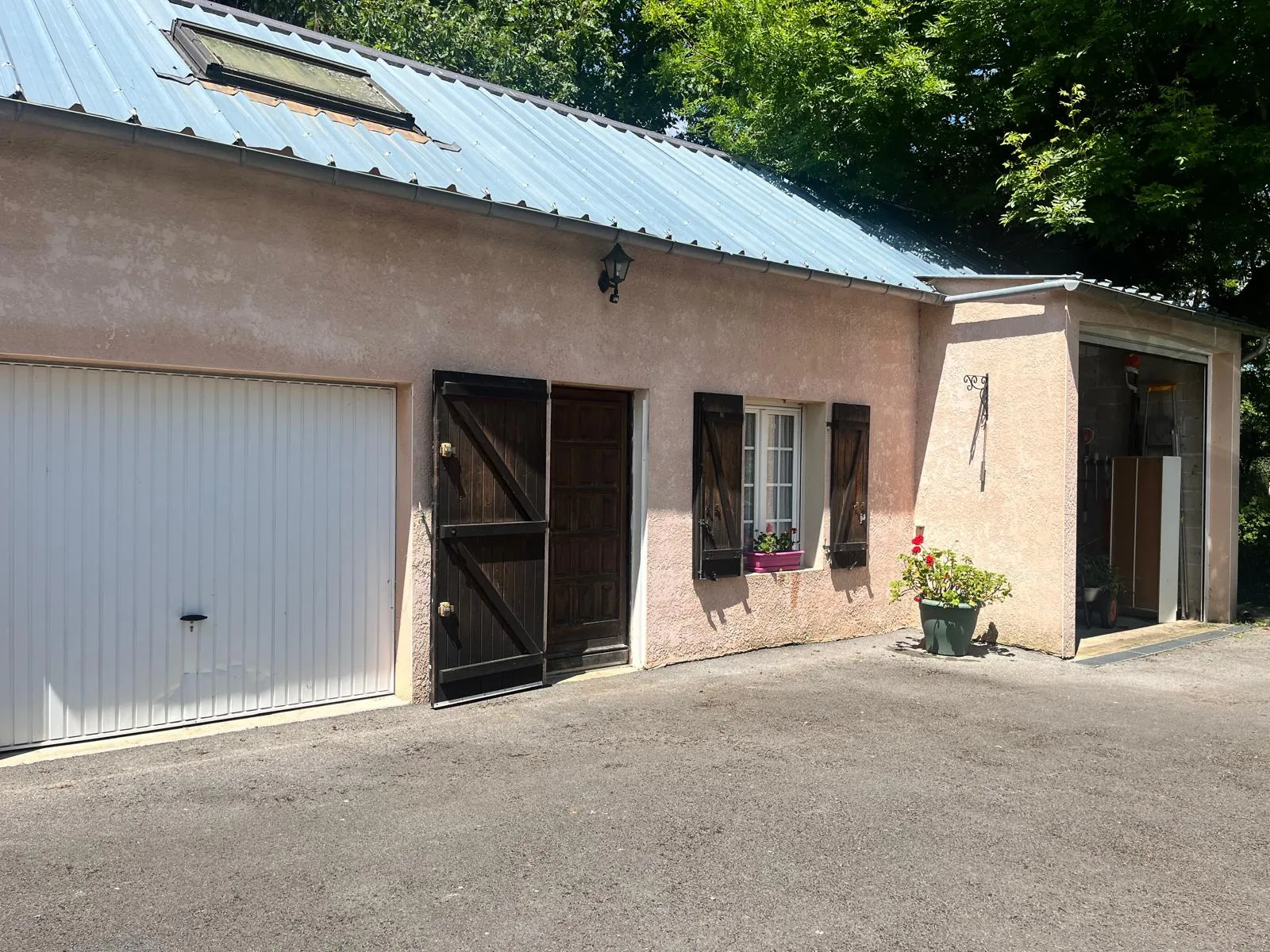 Belle maison à Colonfay avec grand jardin et confort moderne en vente 