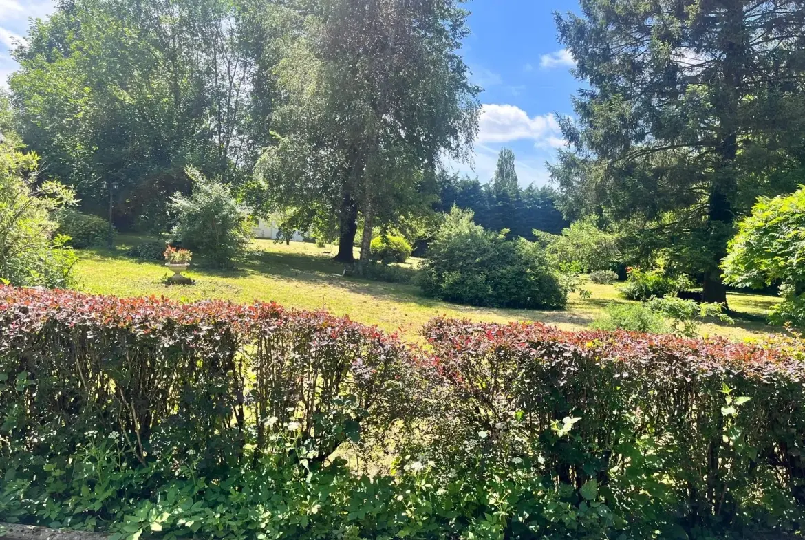 Belle maison à Colonfay avec grand jardin et confort moderne en vente 