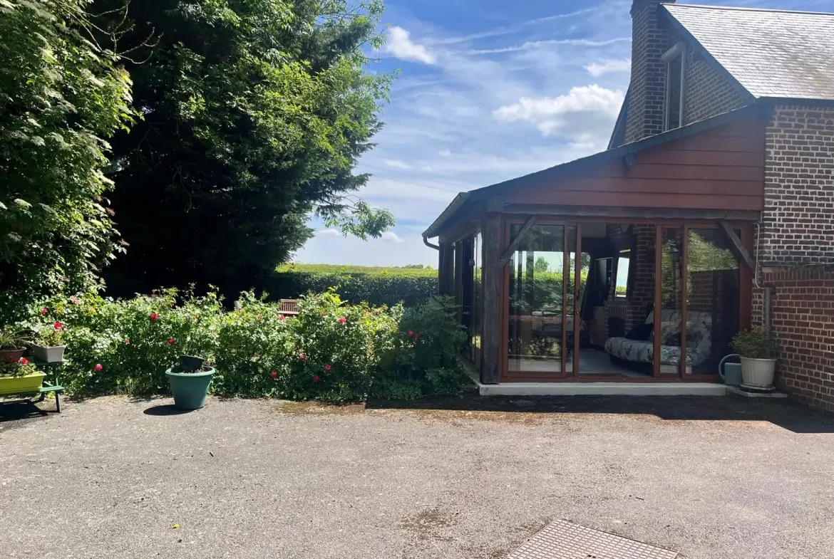 Belle maison à Colonfay avec grand jardin et confort moderne en vente 
