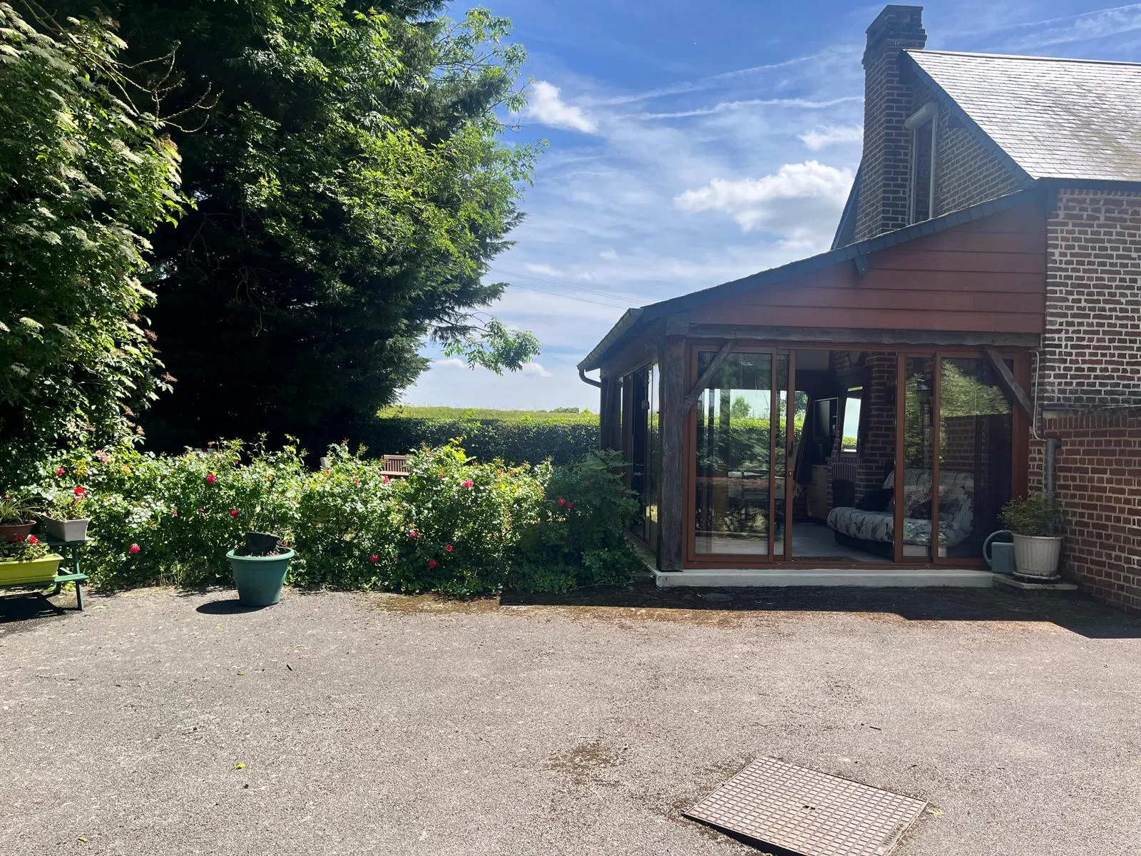 Belle maison à Colonfay avec grand jardin et confort moderne en vente 