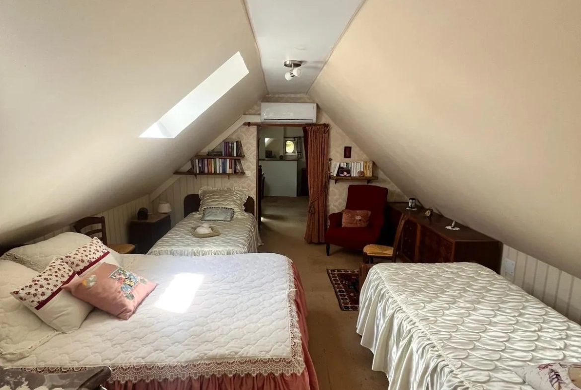 Belle maison à Colonfay avec grand jardin et confort moderne en vente 