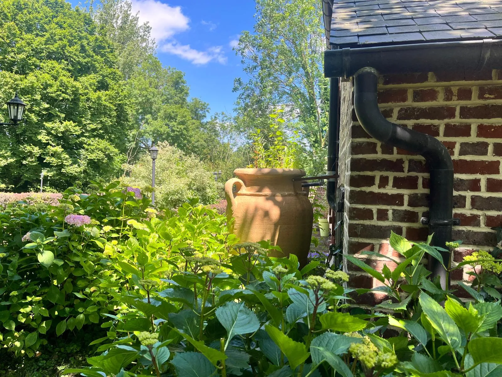 Belle maison à Colonfay avec grand jardin et confort moderne en vente 