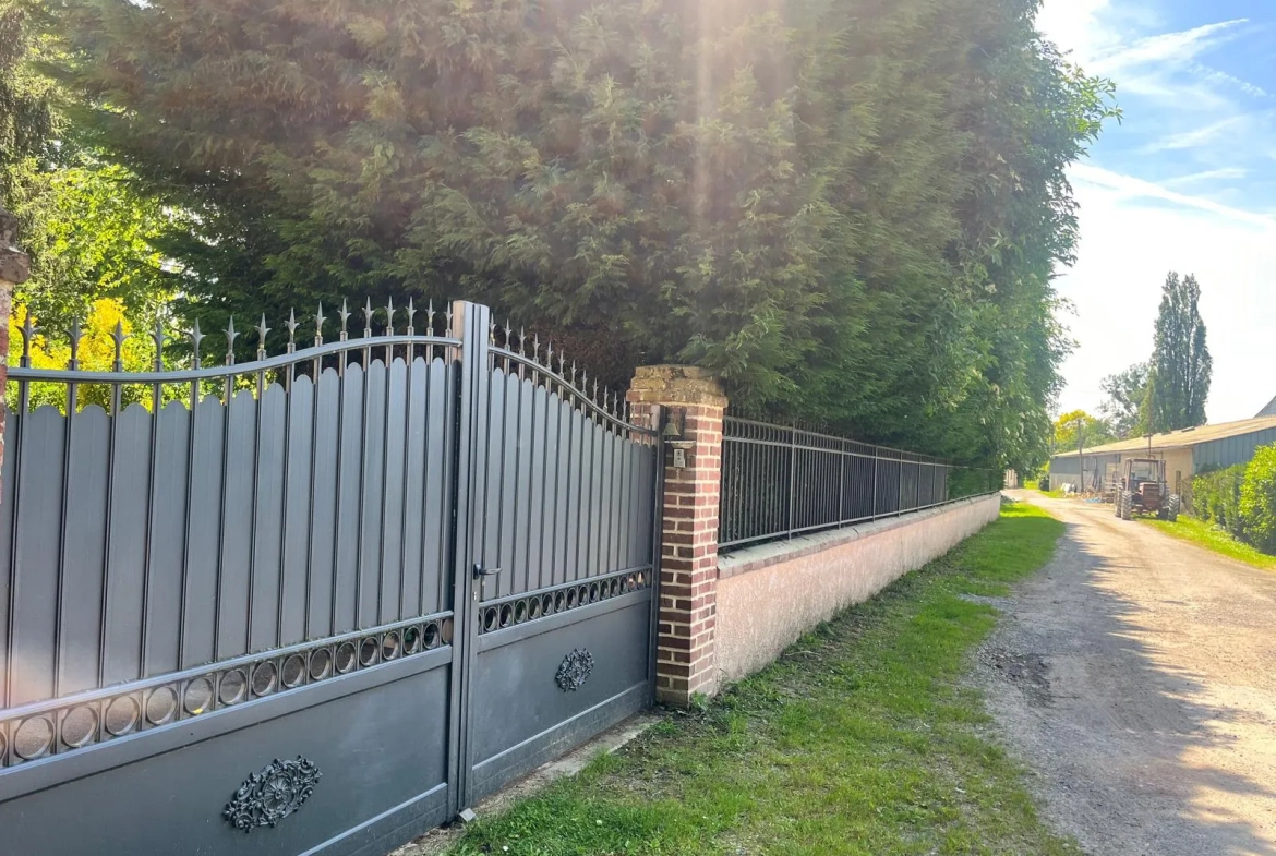 Belle maison à Colonfay avec grand jardin et confort moderne en vente 