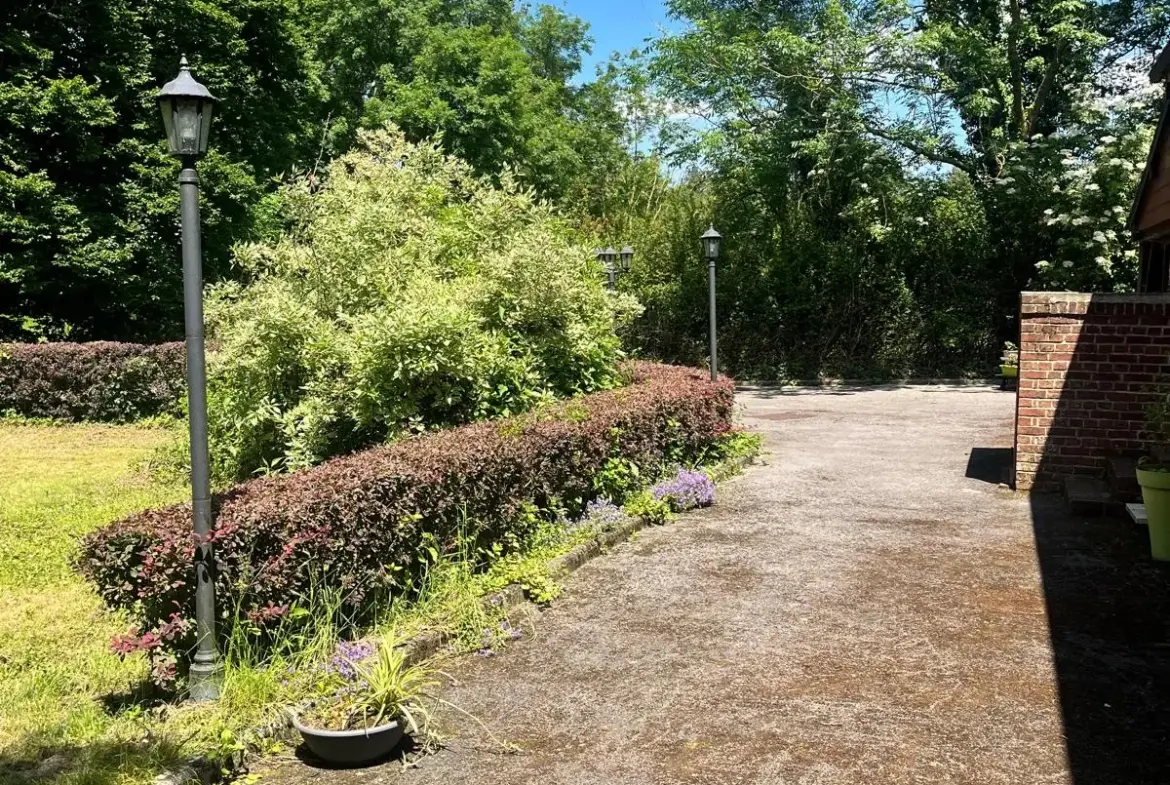 Belle maison à Colonfay avec grand jardin et confort moderne en vente 