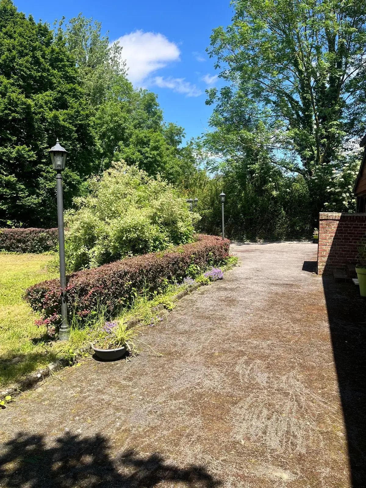 Belle maison à Colonfay avec grand jardin et confort moderne en vente 