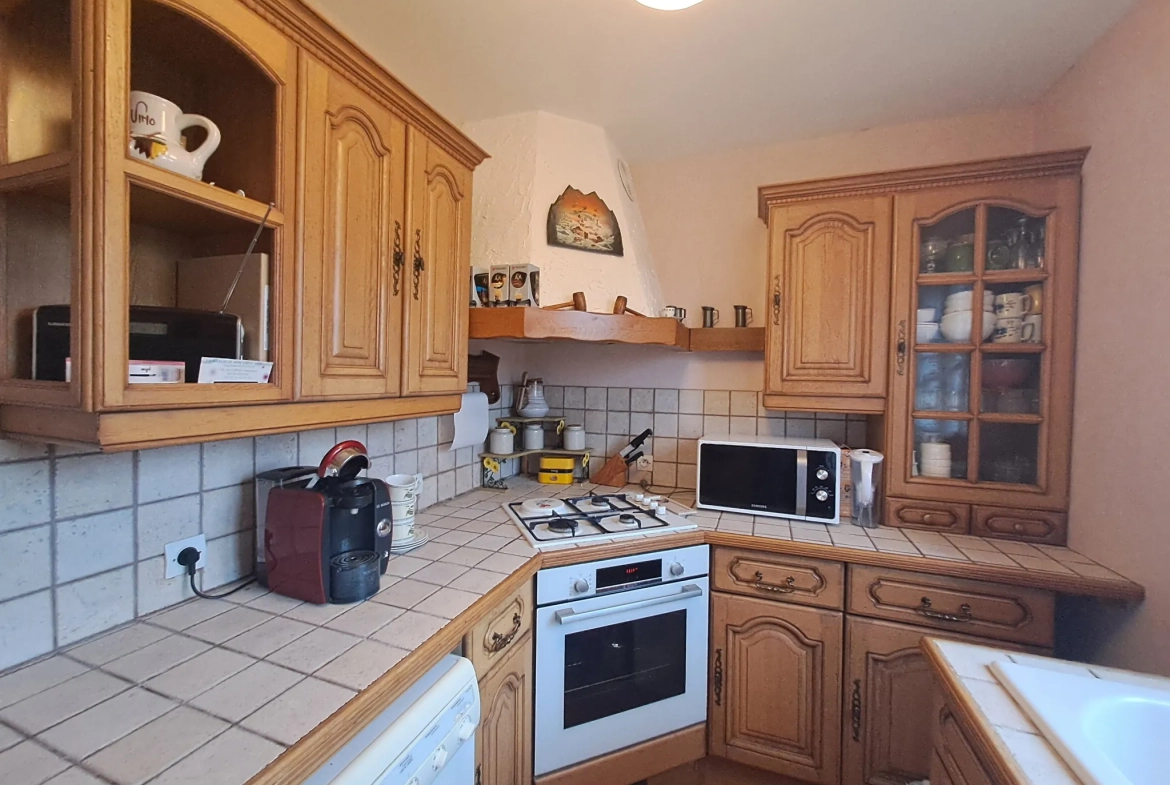 Belle maison à Colonfay avec grand jardin et confort moderne en vente 