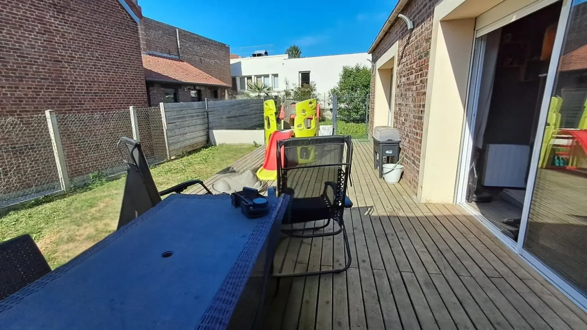 Maison rénovée avec jardin, garage et 3 chambres à Bohain proche Fresnoy-le-Grand 